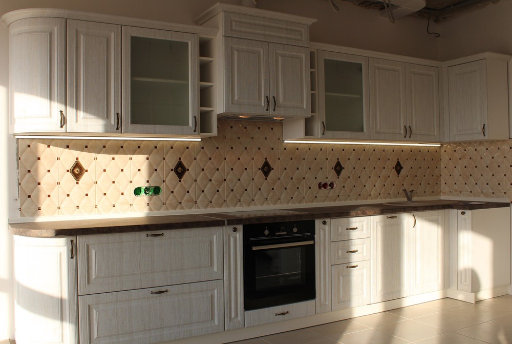 Белый кухонный гарнитур-Кухня МДФ в ПВХ «Модель 292»-фото2