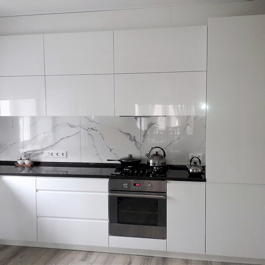 Белый кухонный гарнитур-Кухня МДФ в эмали «Модель 592»-фото2